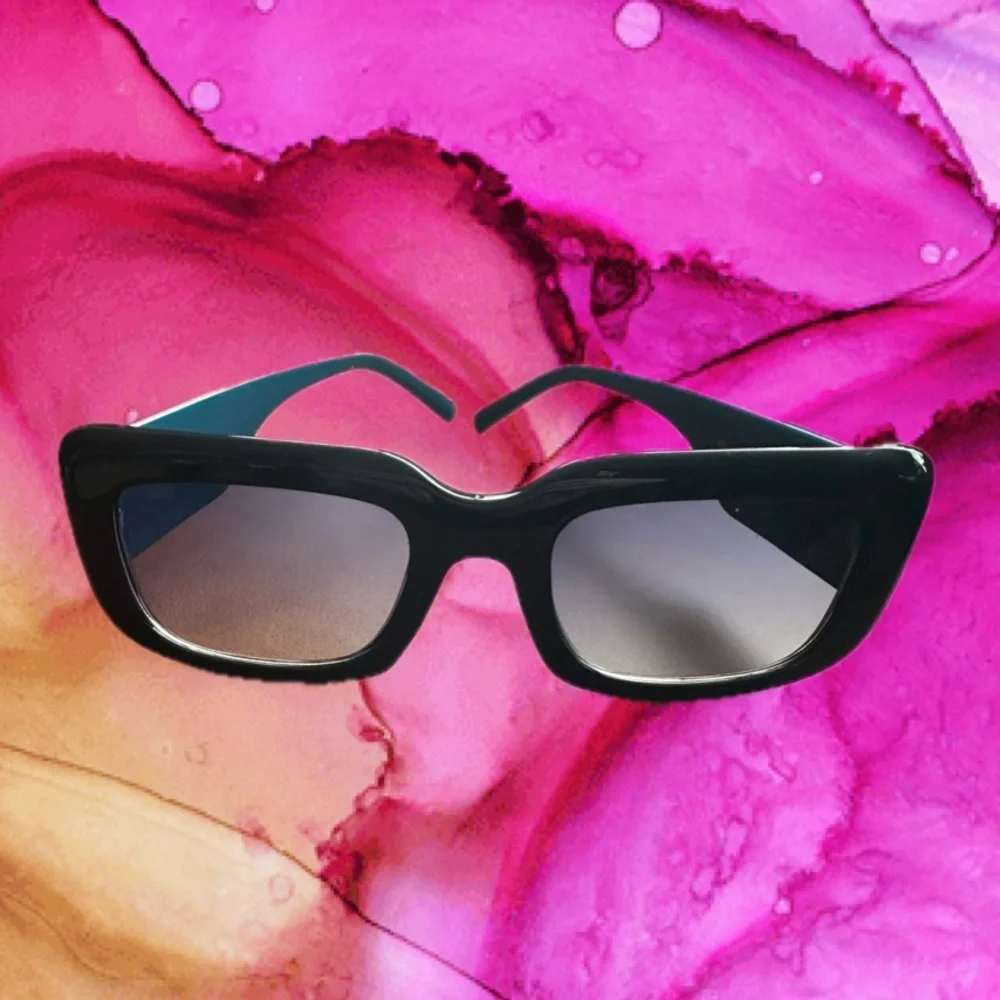 Versace black sunglasses dark tint with teal sides serial number 93152024–1 43CE - Picture 6 of 11